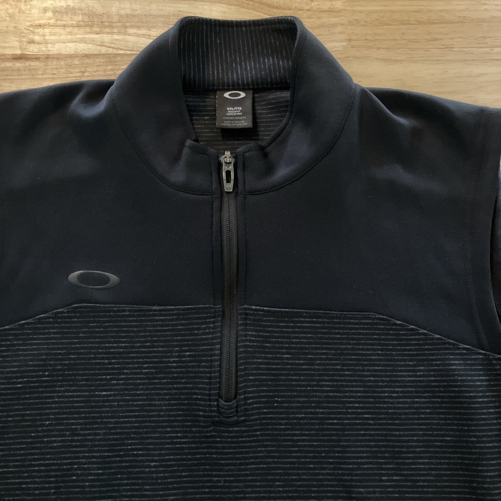 Oakley Vest 1/4 Zip Regular Fit XXL 2XL Black Striped